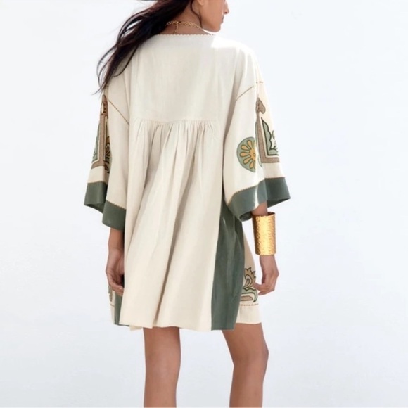 NWT Lena | Gorgeous Bohemian inspired Embroidered mini dress size M - Picture 6 of 9